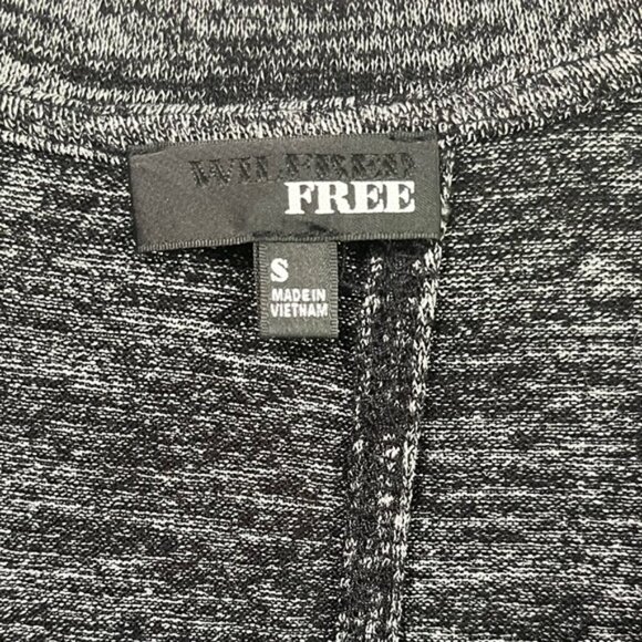 Wilfred Free Heathered Black Long Sleeve V-Neck Top - Size S - Picture 8 of 11